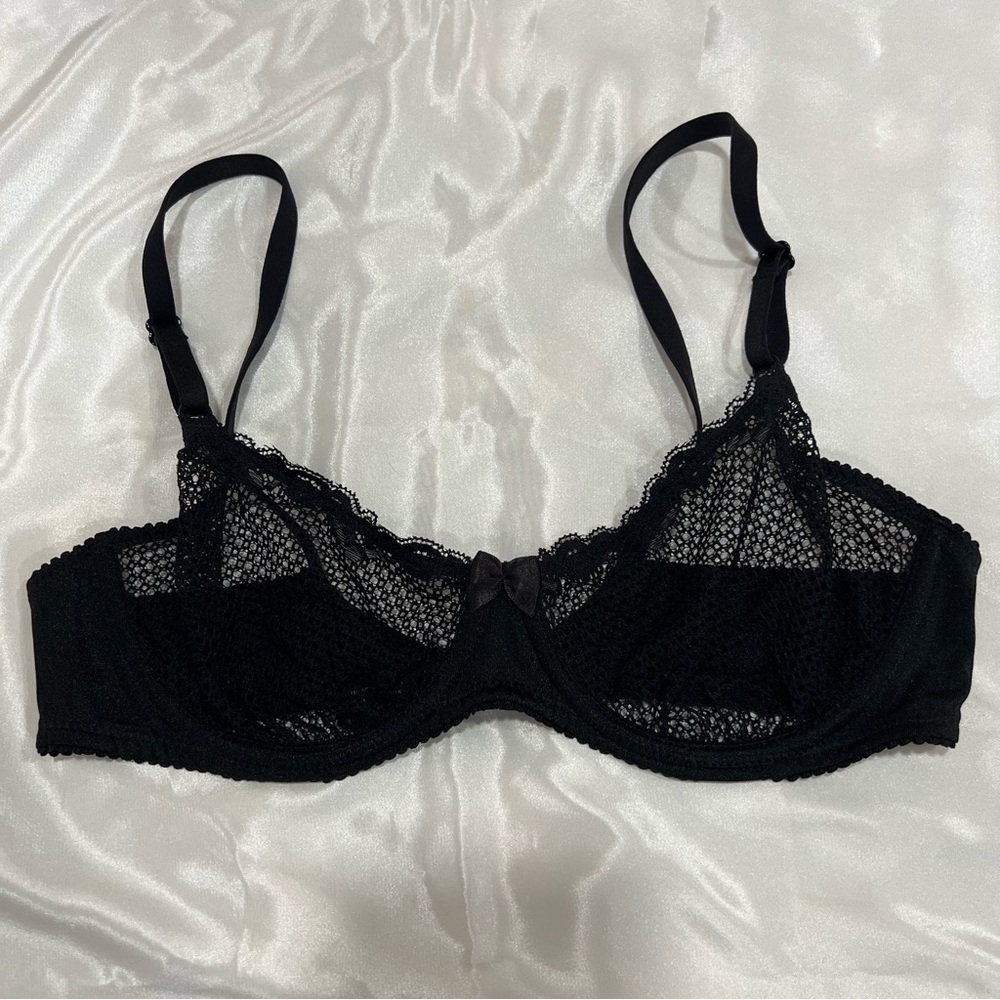 No line lace bra